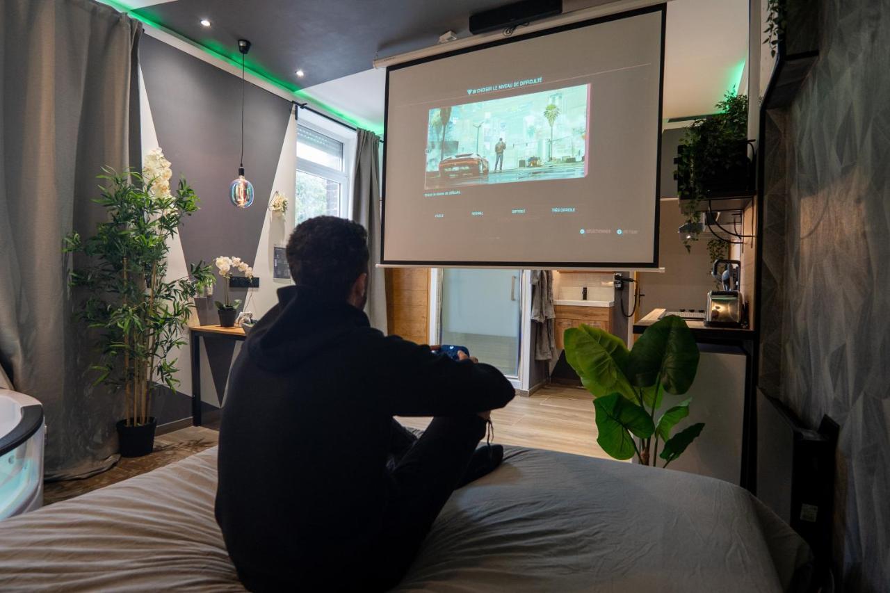Trith-Saint-Leger Capsule Color Deluxe Balneo I Ecran Home Cinema I Console De Jeux מראה חיצוני תמונה