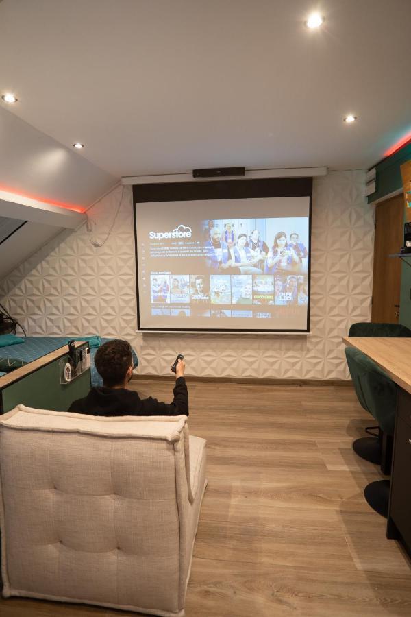 Trith-Saint-Leger Capsule Color Deluxe Balneo I Ecran Home Cinema I Console De Jeux מראה חיצוני תמונה