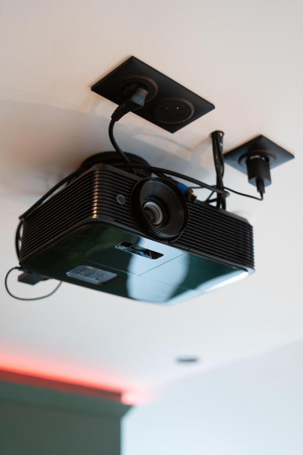 Trith-Saint-Leger Capsule Color Deluxe Balneo I Ecran Home Cinema I Console De Jeux מראה חיצוני תמונה